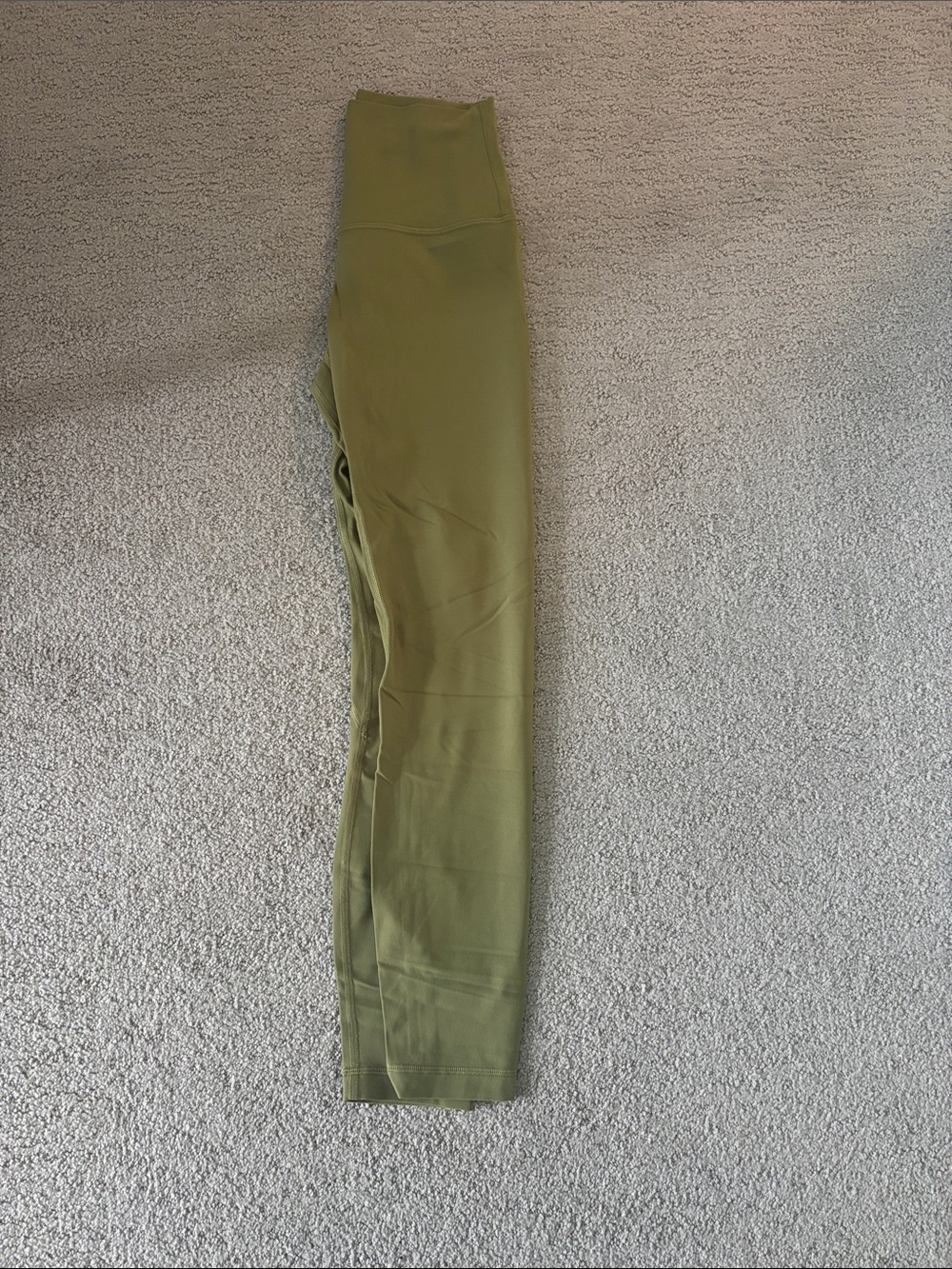 Green Lululemon 25inch align leggings
